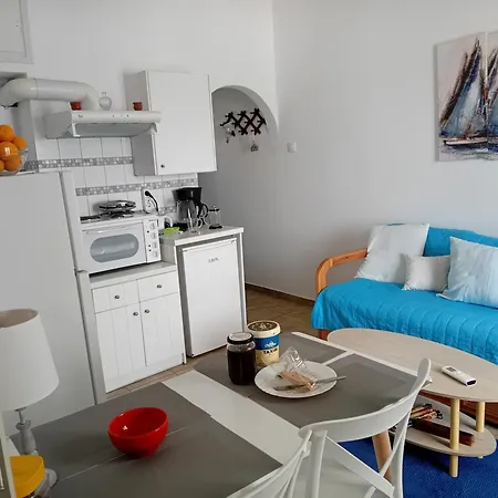 Logaras Seaview Apartment *