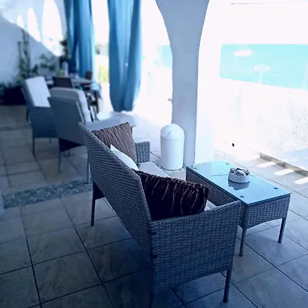 Seaview * لوغاراس