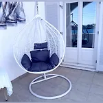 Logaras Seaview Apartment *