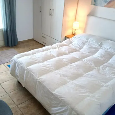 Logaras Seaview Apartment Logaras