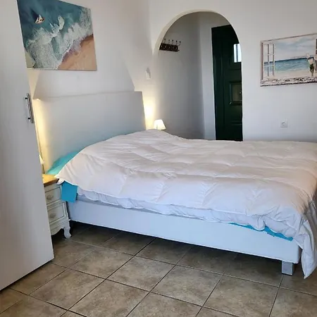 Logaras Seaview Apartment