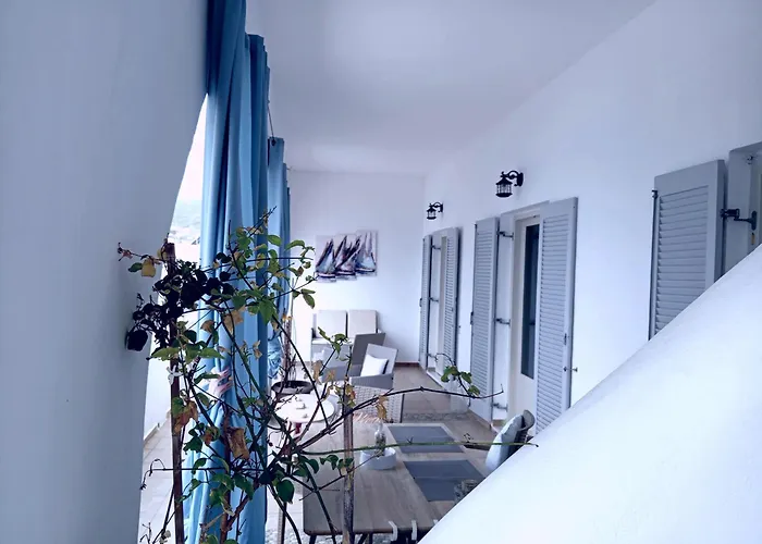 Logaras Seaview Apartment